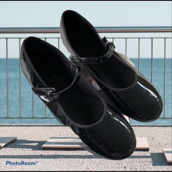 *SALE* EUC Tap Shoes!  LETS DANCE! - Picture 1 of 16